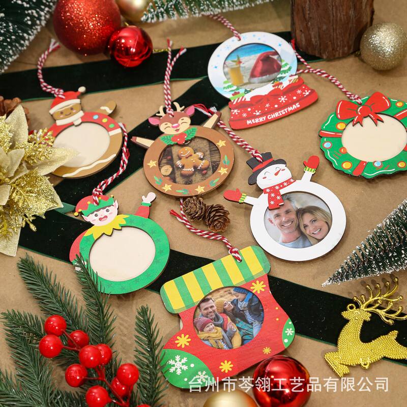 Christmas Cartoon Wooden Photo Frame Pendant, Snowman, Reindeer, Sock-Shaped Photo Ornament, Christmas Tree Decoration Small Hanging Ornament