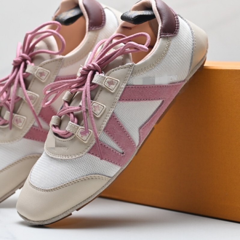 V Brand Export-Grade Color-Blocked Lace-Up German Training Shoes for Women, Casual Sports Shoes, Genuine Leather Flat Ballet Shoes V Brand Export-Grade Color-Blocked Lace-Up German Training Shoes for Women, Casual Sports Shoes, Genuine Leather Flat Ballet Shoes
