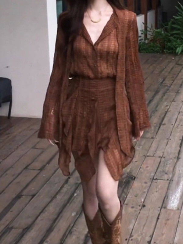 飘带长袖衬衫潮气质咖色两件套装早秋季气质设计感显瘦短裙子女|undefined
