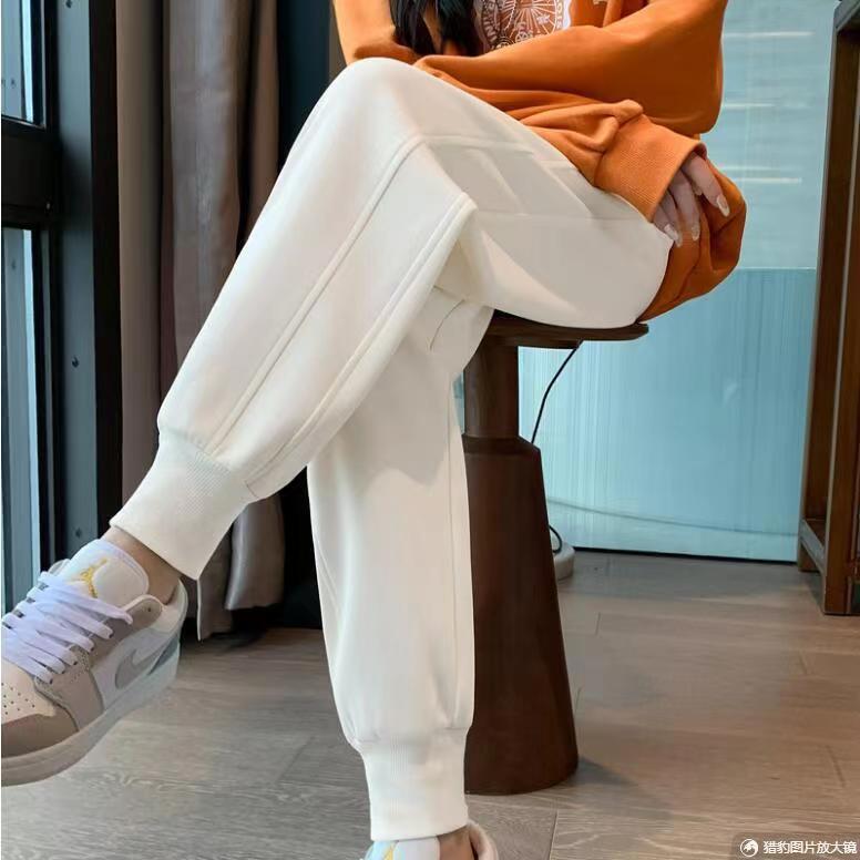 Threaded mouth/white