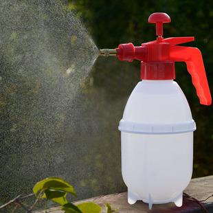 1.5L sprayer air pressure watering can watering can watering can plastic manual watering can gardening small watering can tool