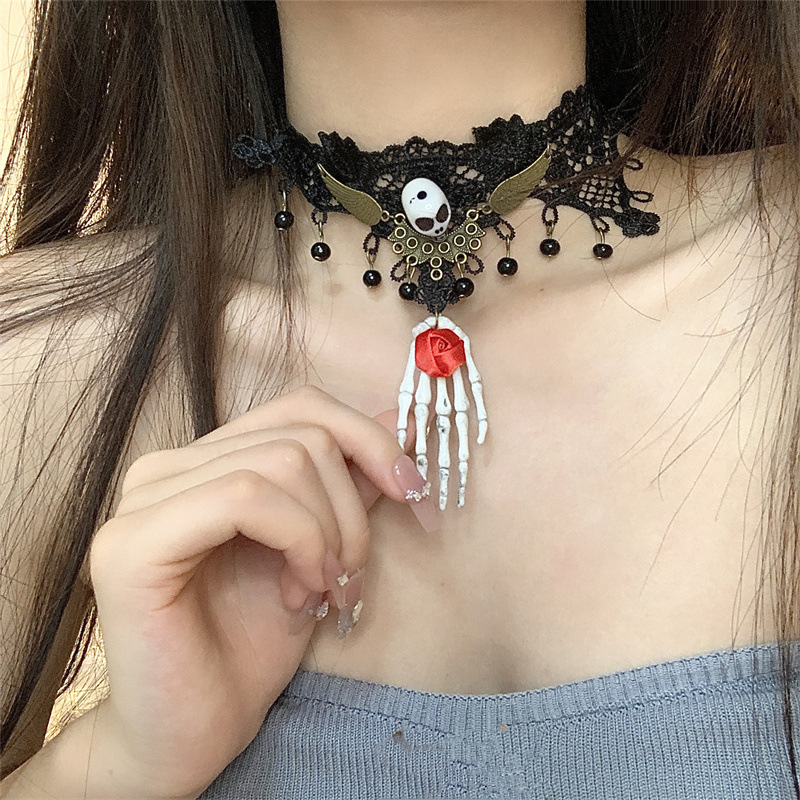 Vintage Schwarze Spitzenkette Mit Skeletthand Und Gothic Ohrringe_voghion.com