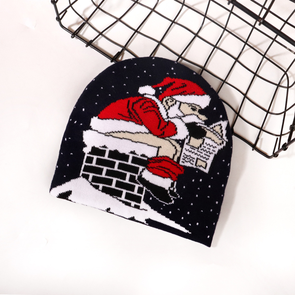 눈 덮인 밤 노인 (검은색)