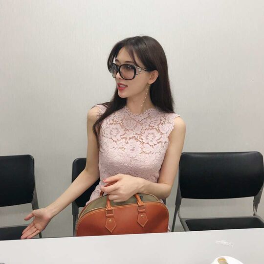 Celebrity Lin Zhiling's Same Style Pink Lace Sleeveless Dress Spring and Summer Slimming Look A-Line Pink Skirt for Women
