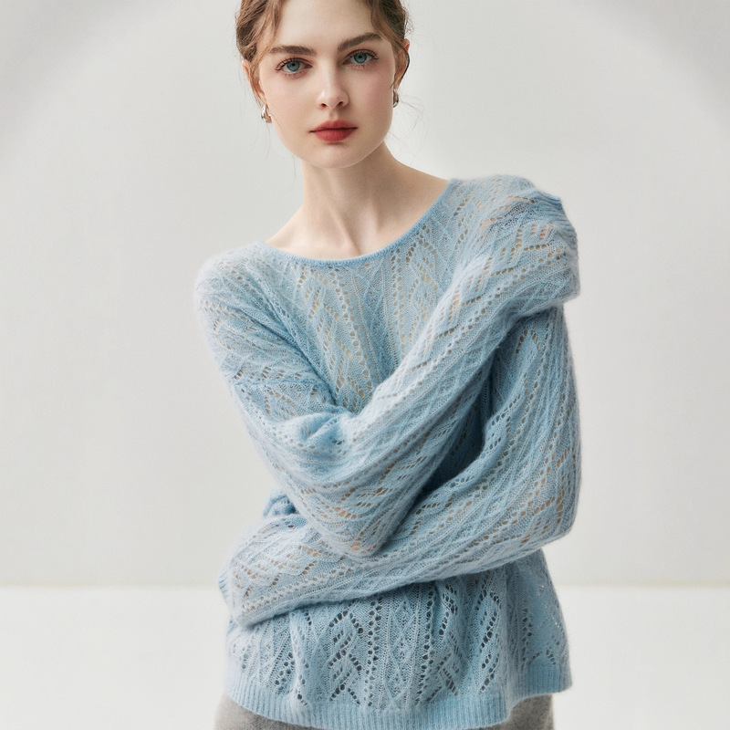 Velvet Knitwear Women's Knitted Autumn and Winter 2025 Goat New Sleeve Pullover Lazy Cut Out Blouse Cashmere Knitwear Sheep