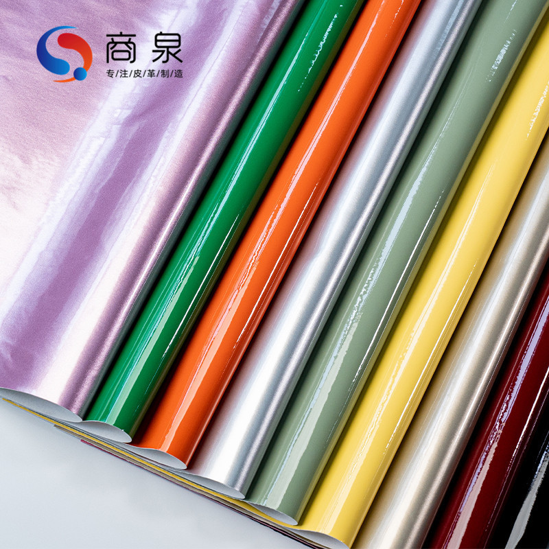 Factory in stock pu artificial leather shoe material luggage handbag pillow leather fabric transparent feeling micro crease mirror patent leather