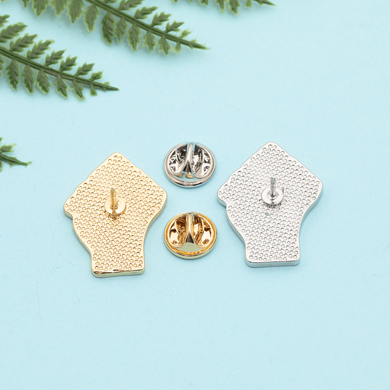 Venta caliente europea y americana puño negro propuesto unidad puño broche AliExpress Venta caliente broche fábrica en stock al por mayor