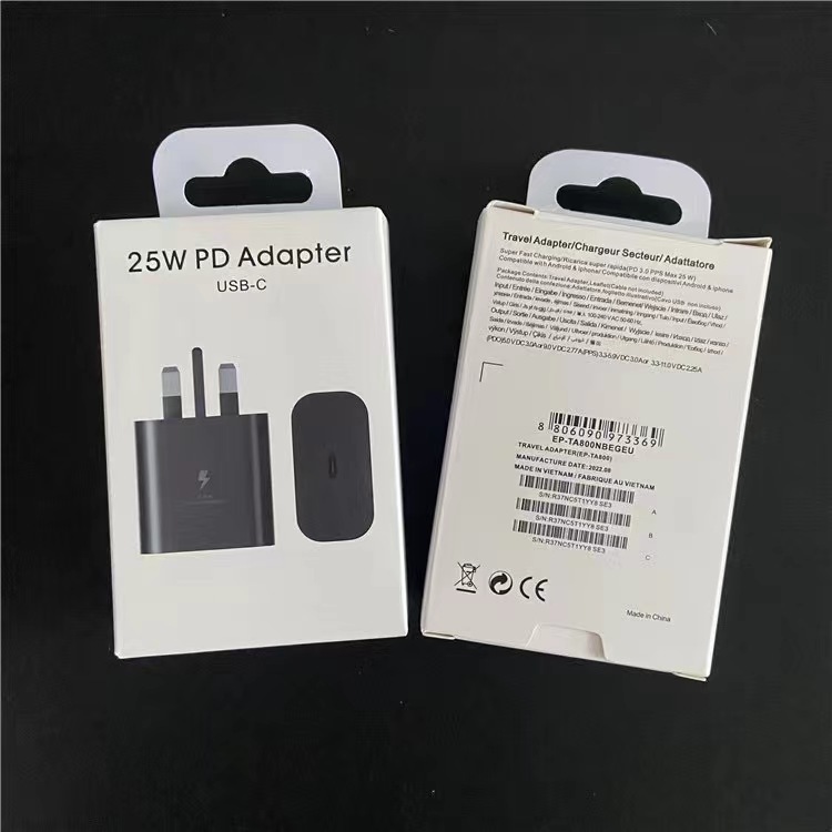 Adecuado para Samsung teléfono móvil cargador rápido cargador estándar británico S8/S10 trípode estándar británico puerto único USB cabeza de carga