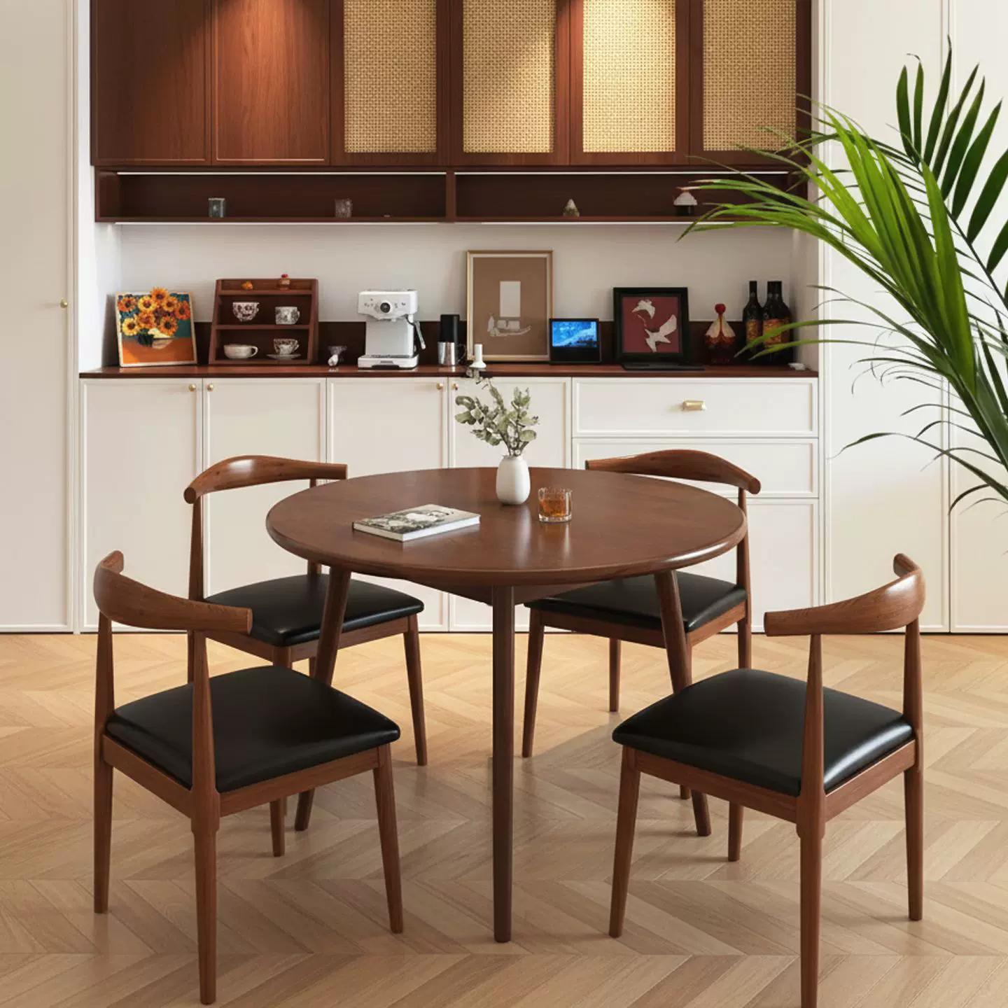 实木圆形餐桌家用小户型复古风吃饭桌子2025新款圆形茶餐桌椅组合