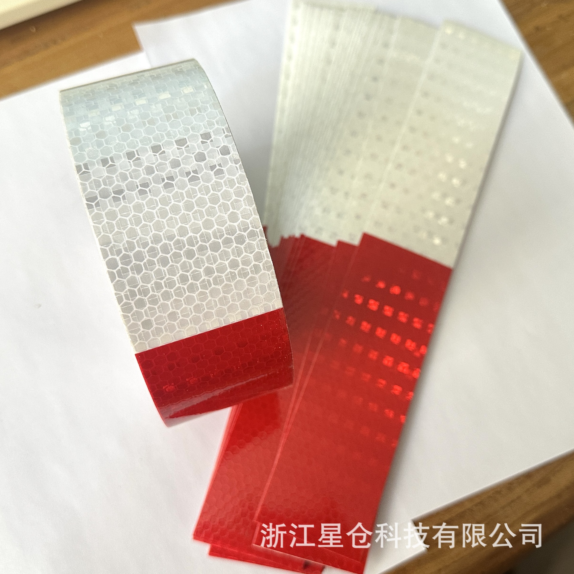 EB1186BC2369FB5B459E177AE14C02