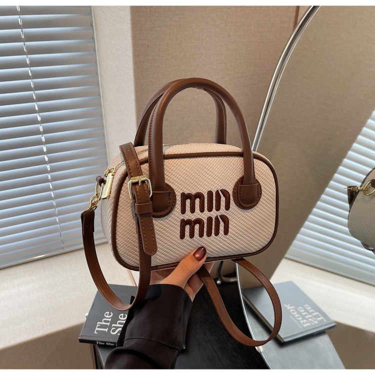Women's bag 2025 Summer New style trendy and stylish small square bag, Boston retro hand-held pillow bag, single-shoulder crossbody bag undefined
