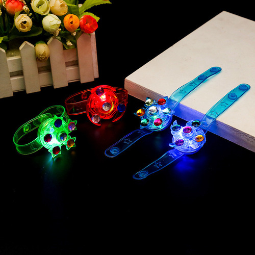 Factory direct sales cross-border for Amazon luminous bracelets children's flash spinning top watch ring hot selling toys