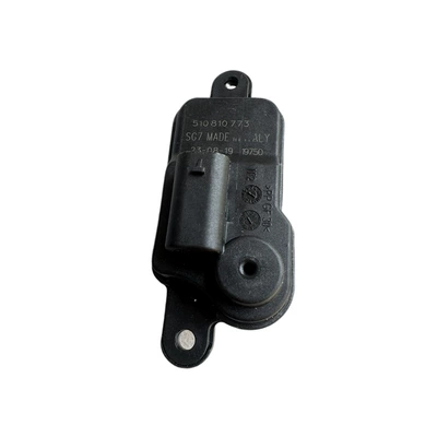 Adapted to Tuang Tuguan L Touan L Lingdu High 7 Magotan B8 Tange Fuel Tank Motor 510810773 (Tank cap)
