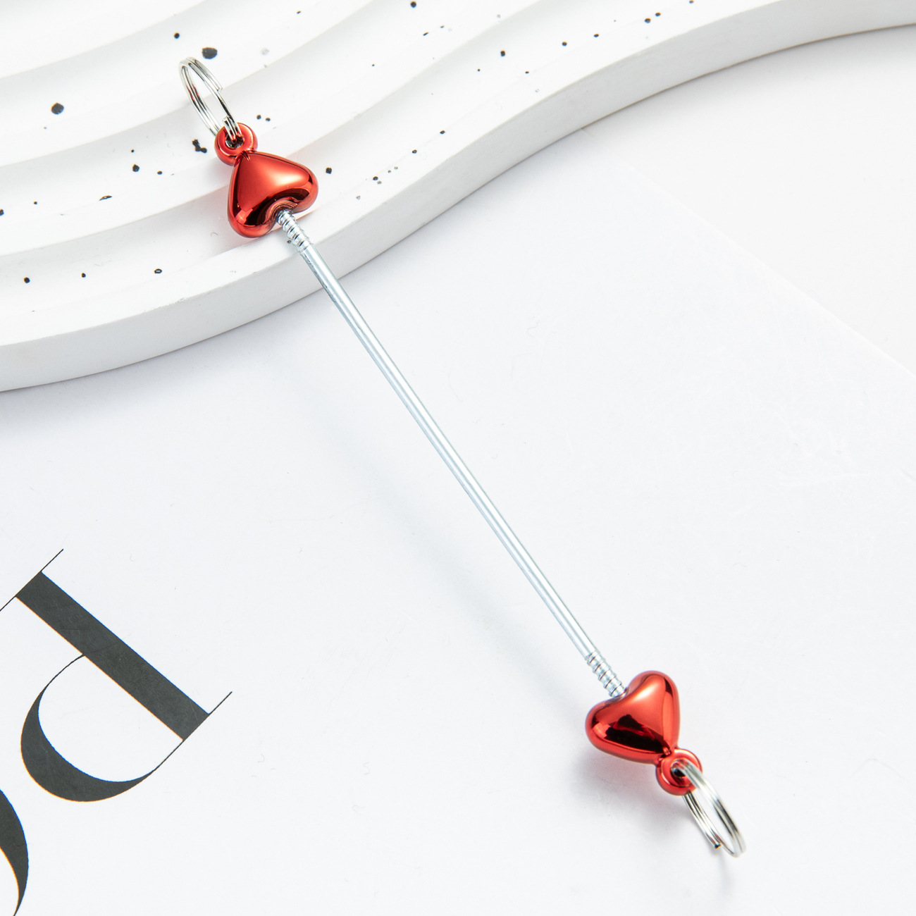 Creativo colgante de accesorios de llavero de amor con cuentas de bricolaje nuevo poste de plástico con cuentas accesorios de llavero con cuentas