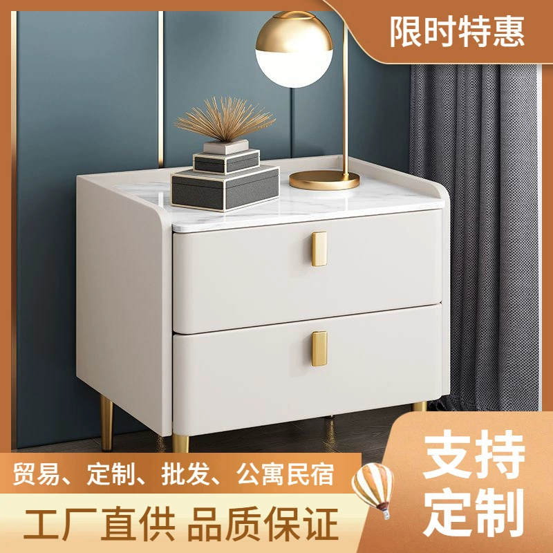 Прикроватная тумбочка из массива дерева для дома, спальни, новый стиль 2025 года, доступная роскошь, высококачественный современный простой небольшой шкаф для хранения у кровати