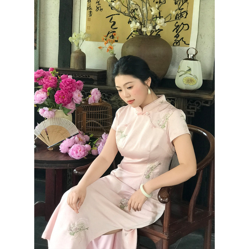 62408 New Chinese-Style Embroidered Dress 2026 Women's Summer New Slim-Fit Elegant Improved Plus-Size Qipao