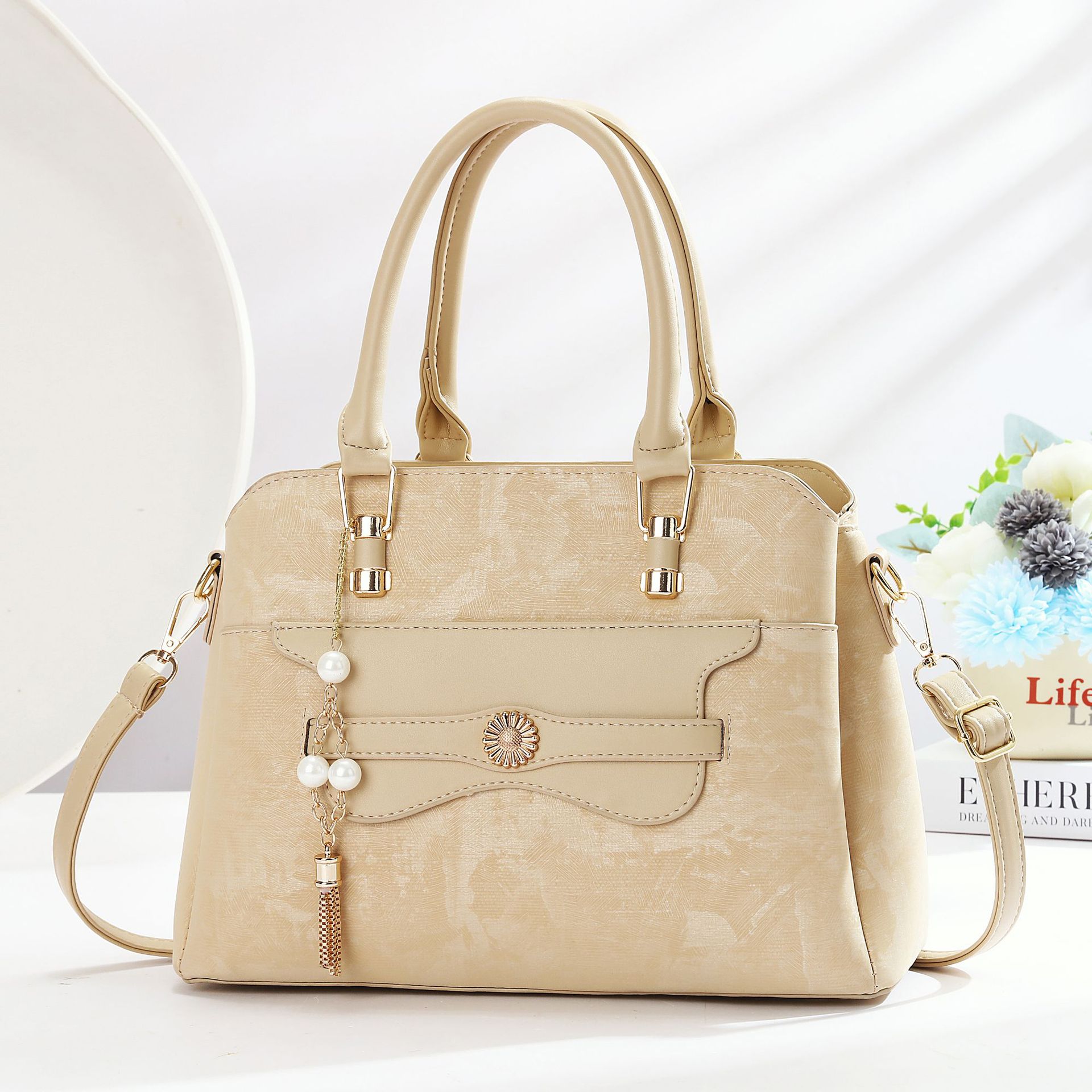 Casual de moda colgante bolso de mano temperamento atmósfera textura mochila de viaje diario mochila Handbag