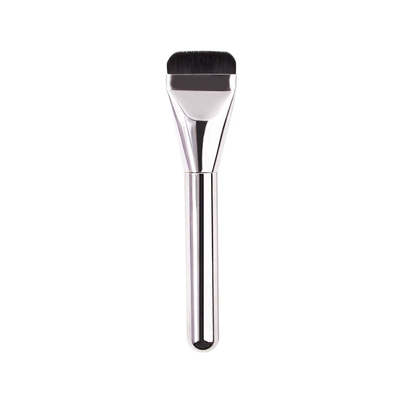 Foundation Brush (wakemake) flat spatula head, silver handle, non-absorbent seamless application