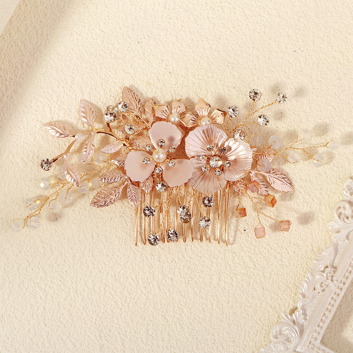1 Piece Quantity Masquerade Occasion Retro Women's Flower Alloy Hair Clip