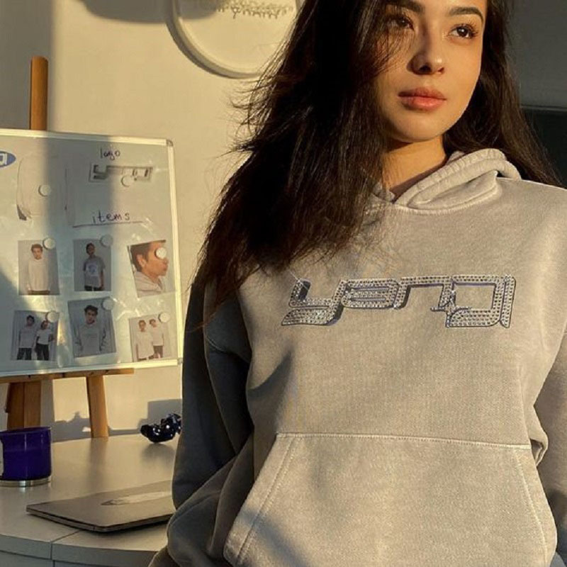 Fashion Letter Hot Rhinestone Hooded Sweatshirt 1