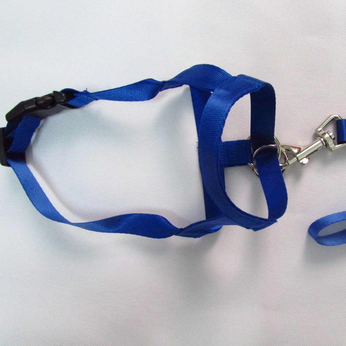 Los fabricantes suministran manguito para boca de mascota, manguito para boca de perro de nailon, cuerda para boca de perro, anti-llamada, anti-mordedura, a prueba de explosiones, cuerda para perro de entrenamiento para mascotas