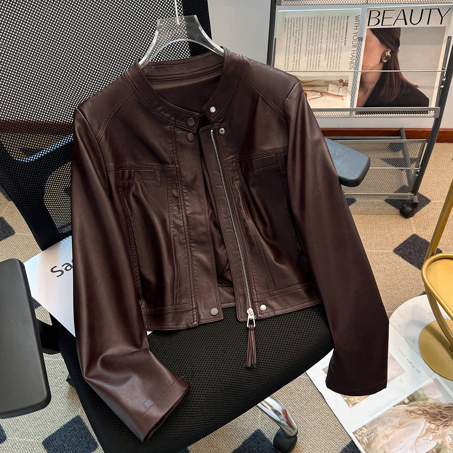 Burgundy Motorcycle Jacket Pu Leather Coat Women's High-Waisted Short 2025 Early Spring and Autumn New Cool Style Jacket