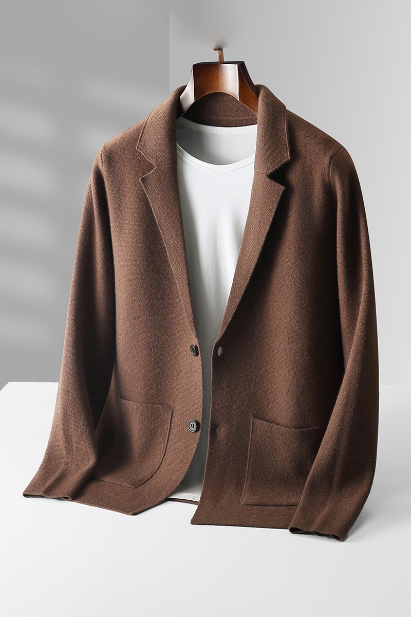 Otoño e invierno nuevo estilo 100% suéter de lana pura cardigan con cuello en V para hombre suéter de lana de punto de color sólido abrigo grueso marea