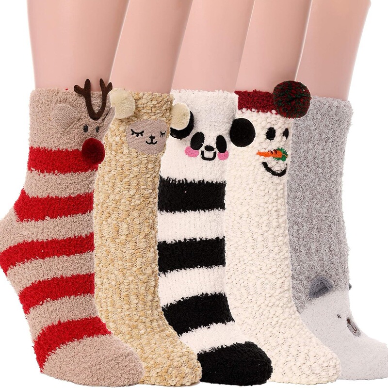 Cute cartoon plush socks for girls, fluffy Christmas comfortable slippers, soft winter warm slouch socks Cute cartoon plush socks for girls, fluffy Christmas comfortable slippers, soft winter warm slouch socks