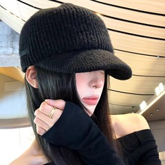 韩版平顶针织鸭舌帽女秋冬季休闲百搭显脸小马术帽大头围毛线帽子