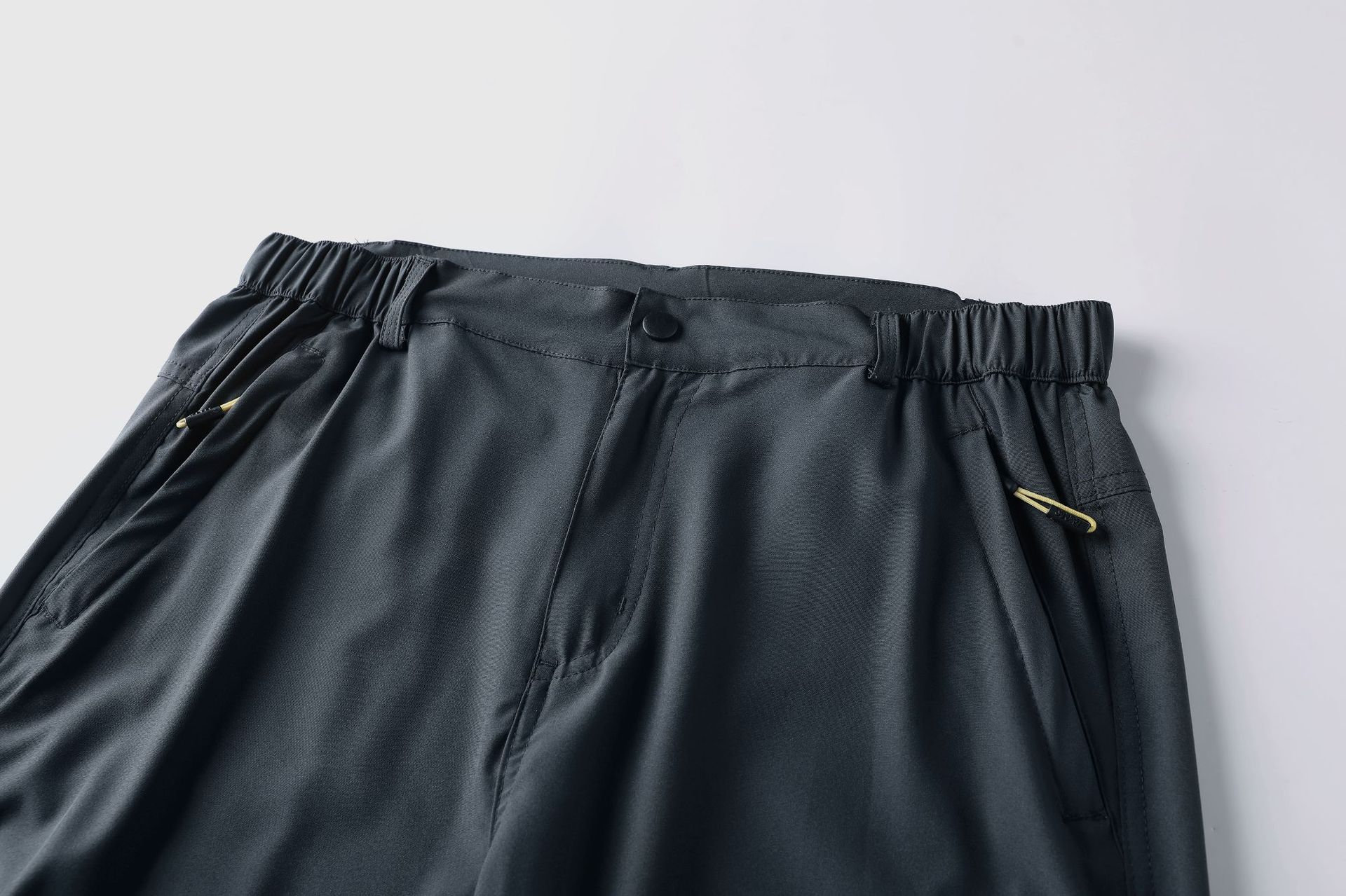 ​​Leichte Cargo-Wanderhose für Herren, Sommer-Outdoor-Arbeitshose mit schnelltrocknendem, winddichtem Stoff, gerader Schnitt für Reisen und Camping, Schwarz/Grau​​_voghion.com