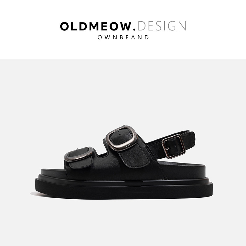 Trendy sur sandalias negras de suela gruesa para mujer verano nuevo estilo de moda deportes de todo fósforo botonadura de una palabra sandalias romanas planas y pantuflas