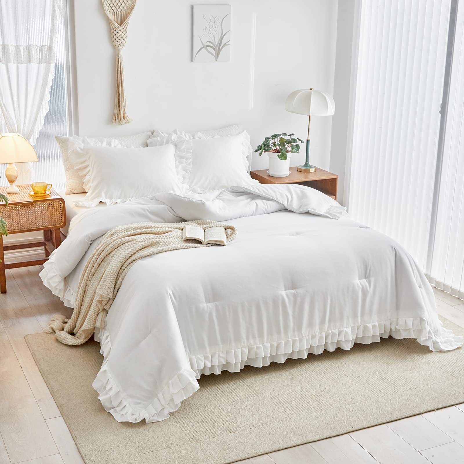 White Queen(1 Comforter + 2 Pi