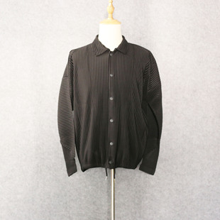 2021 Looking for Factory Small Order Customized Pleated Artistic Cardigan Men's Tops