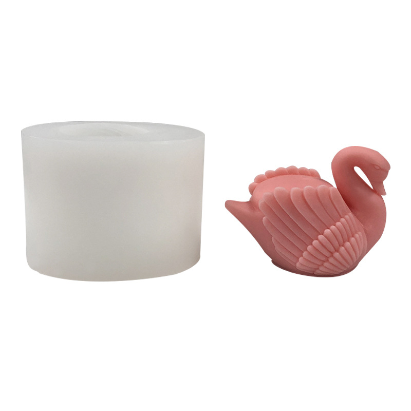 Three dimensional swan