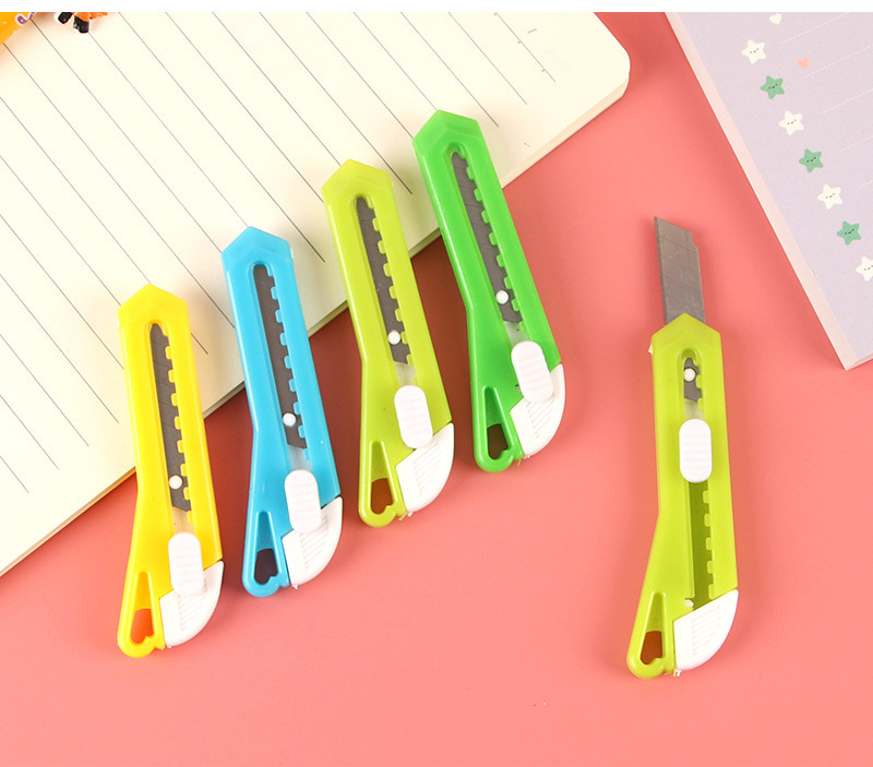 迷你美工刀便携小号快递开箱刀可爱造型拆信封办公裁纸美工刀详情6