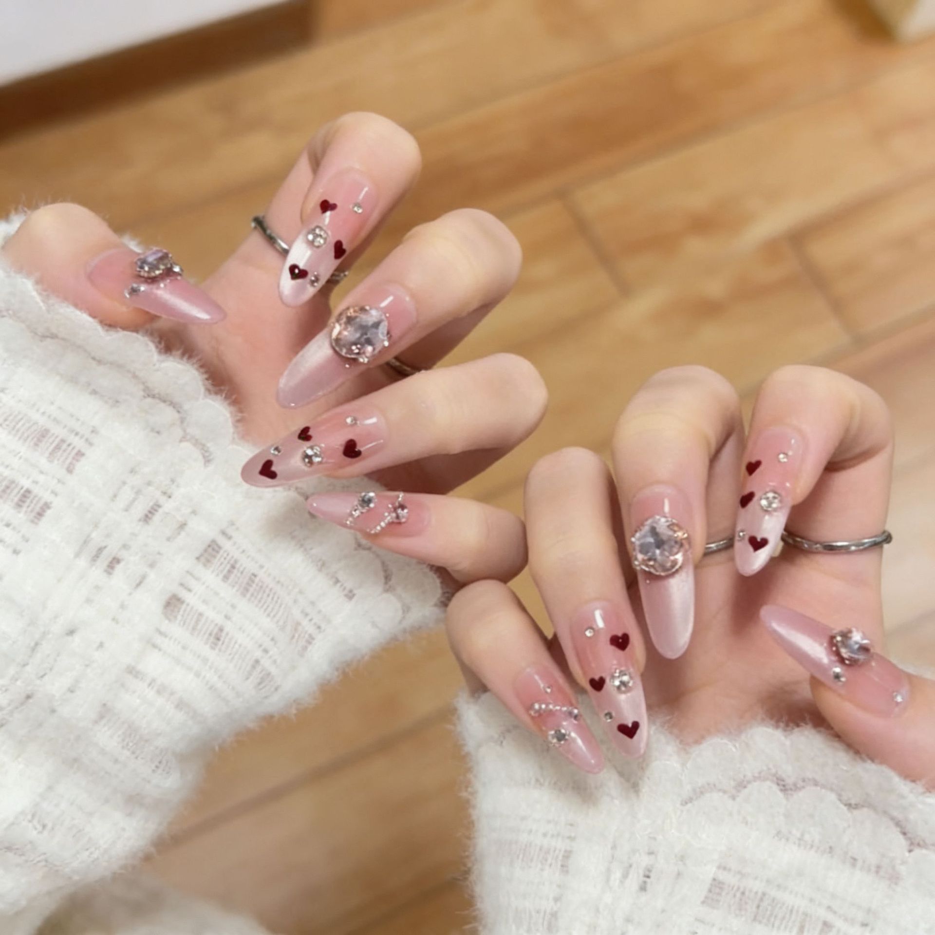 Ojos de gato de color rosa amor parches de uñas falsas desmontables para usar uñas parches de uñas blanqueadoras largas