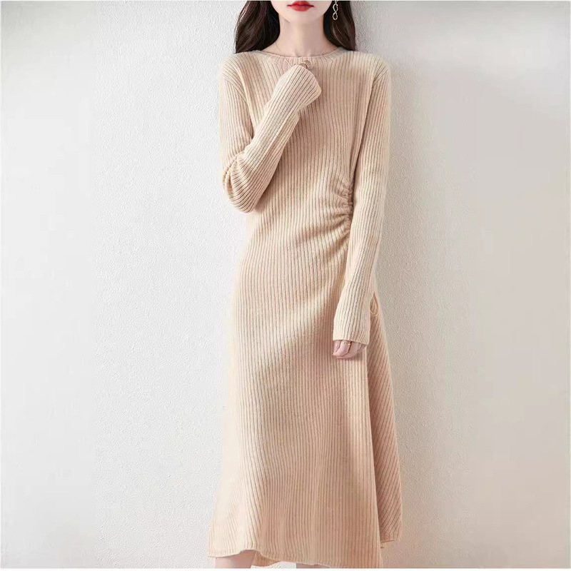 Autumn and Winter New Round Neck Elegant Dress for Women, Waist Slimming, Fashionable Drawstring Pleats with Coat and Long Skirt for Women Autumn and Winter New Round Neck Elegant Dress for Women, Waist Slimming, Fashionable Drawstring Pleats with Coat and Long Skirt for Women