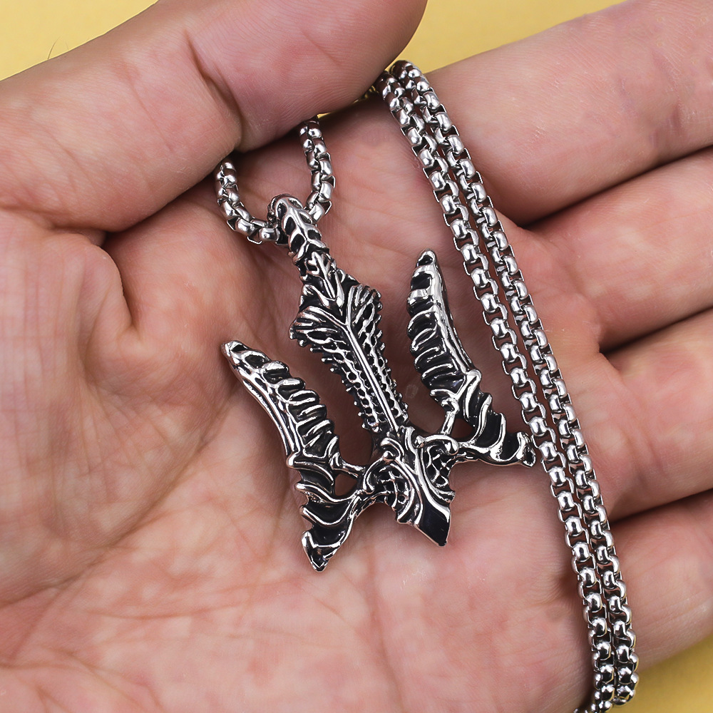 Trident+steel chain