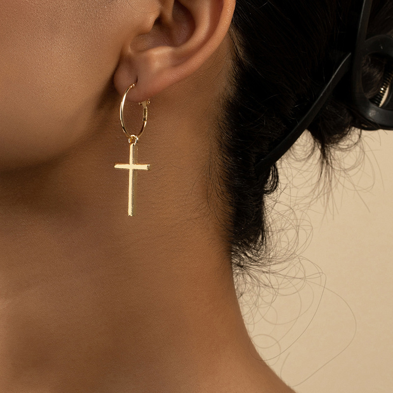 1 Pair Simple Style Cross Plating Alloy Gold Plated Drop Earrings display picture 2