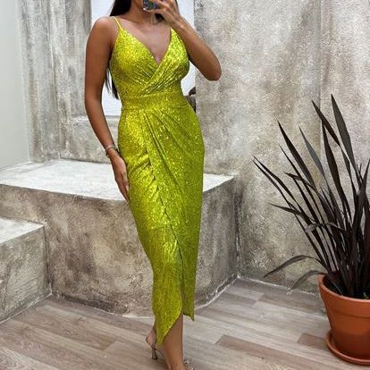 Damenbekleidung, modisches Partykleid mit Pailletten, Hosenträgern, V-Ausschnitt, Hüftwickel und Schlitz_voghion.com