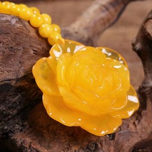 新中式珠子蜜蜡大花琥珀鸡油黄毛衣链民族风手工雕刻吊坠直播货源