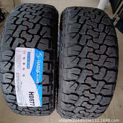 Vehicle tire 215/235/75R 15 225