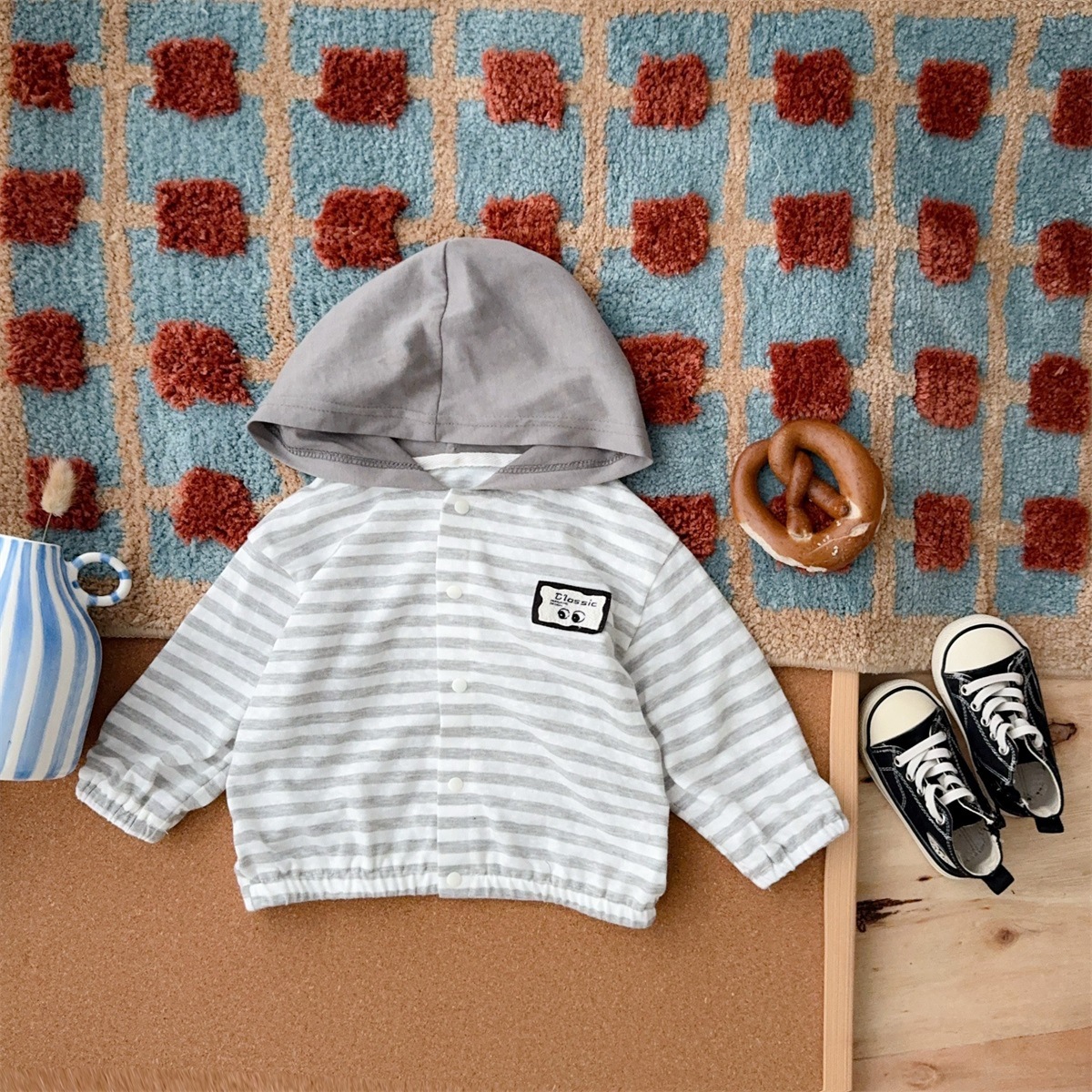 2025 nuevo producto ropa de verano para hombres y bebés, ropa de pedos, ropa de protección solar, traje versátil, ropa de salida delgada súper linda coreana 1