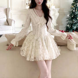 天使之翼 法式纯欲蕾丝连衣裙收腰千金风生日蓬蓬裙女秋2025短裙