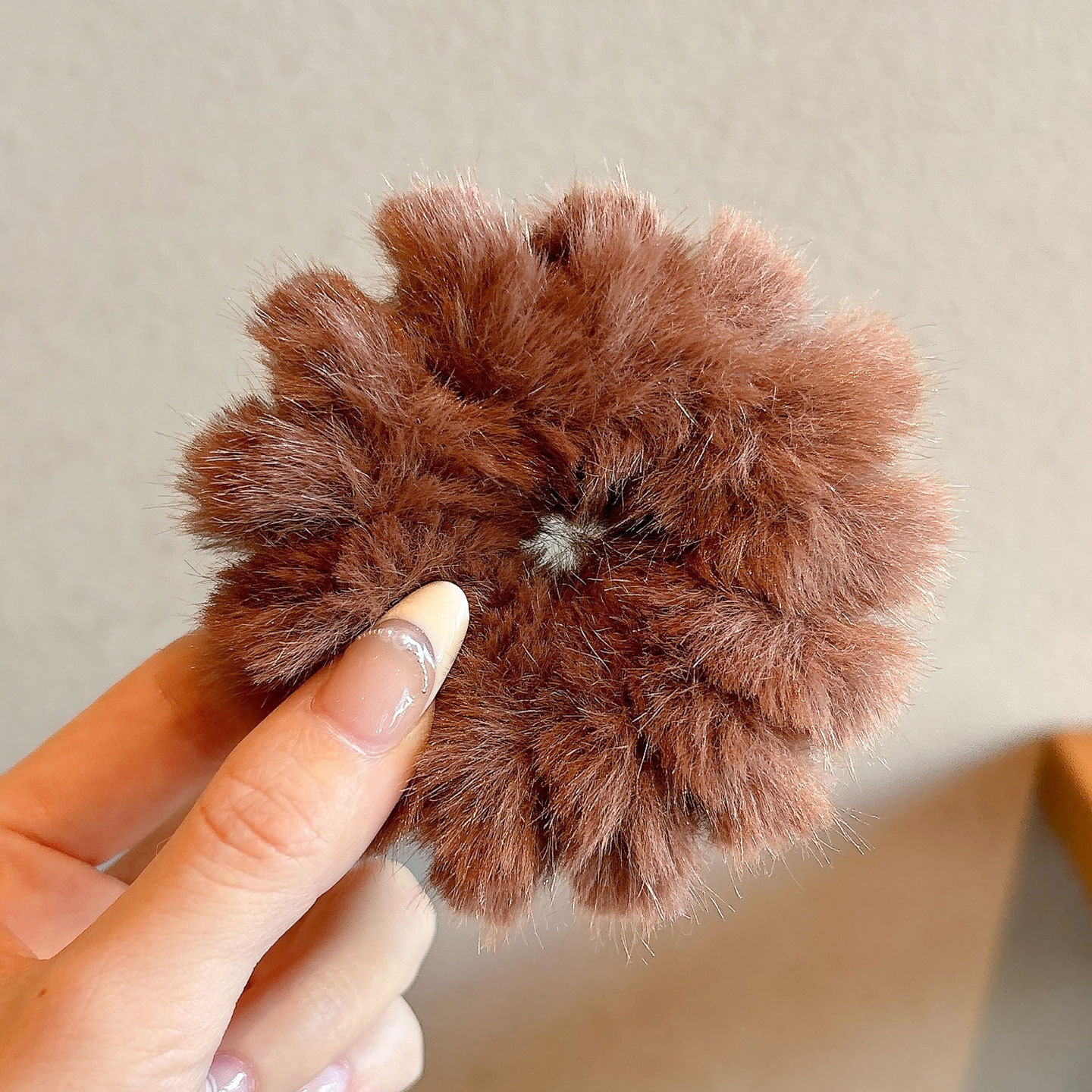 Coletero elástico sencillo de nuevo estilo 2026, banda para el pelo pequeña sin costuras para mujer, suave para el cabello, sujetador de cola de caballo.