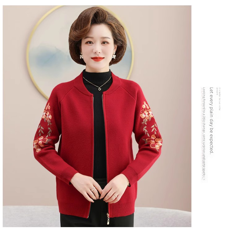 Mom's autumn wool sweater coat middle-aged women's spring and autumn short cardigan small middle-aged and elderly clothes embroidered