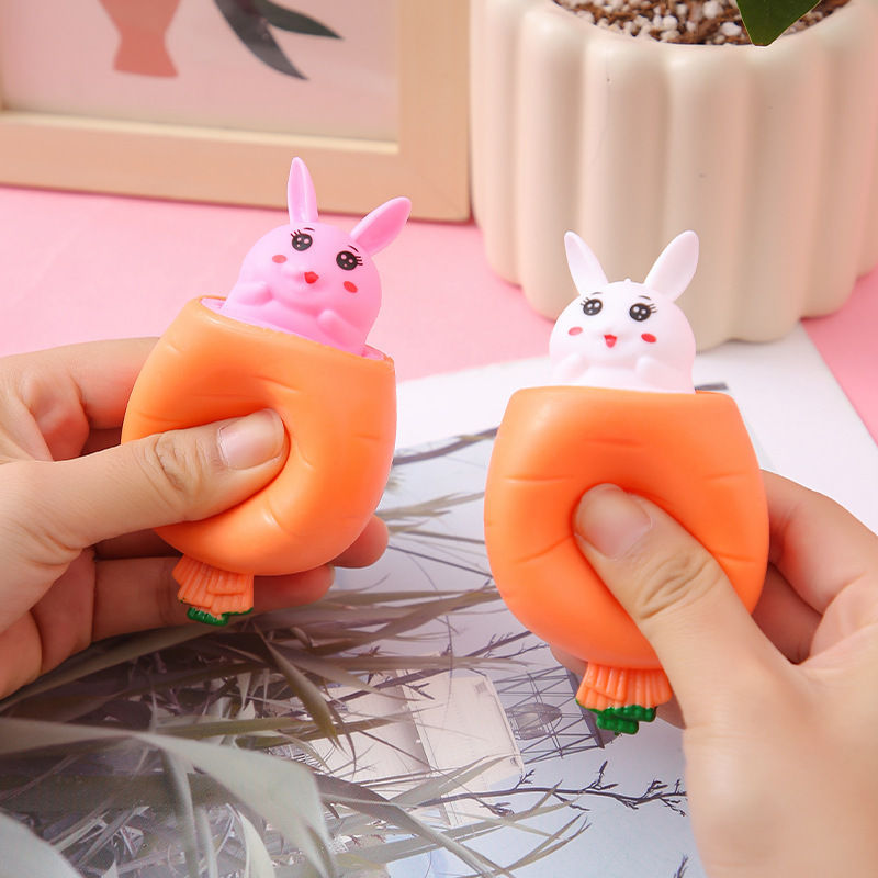New and Unique Squeeze Carrot Rabbit Squeeze Cup Pocket Creative Small Animal Squeeze Toy for Stress Relief and Venting