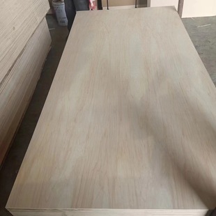 Poplar Logs Are Strong and Corrosion-Resistant. Fsc Certification Is Available. Factory Direct Sales. Termite-Proof