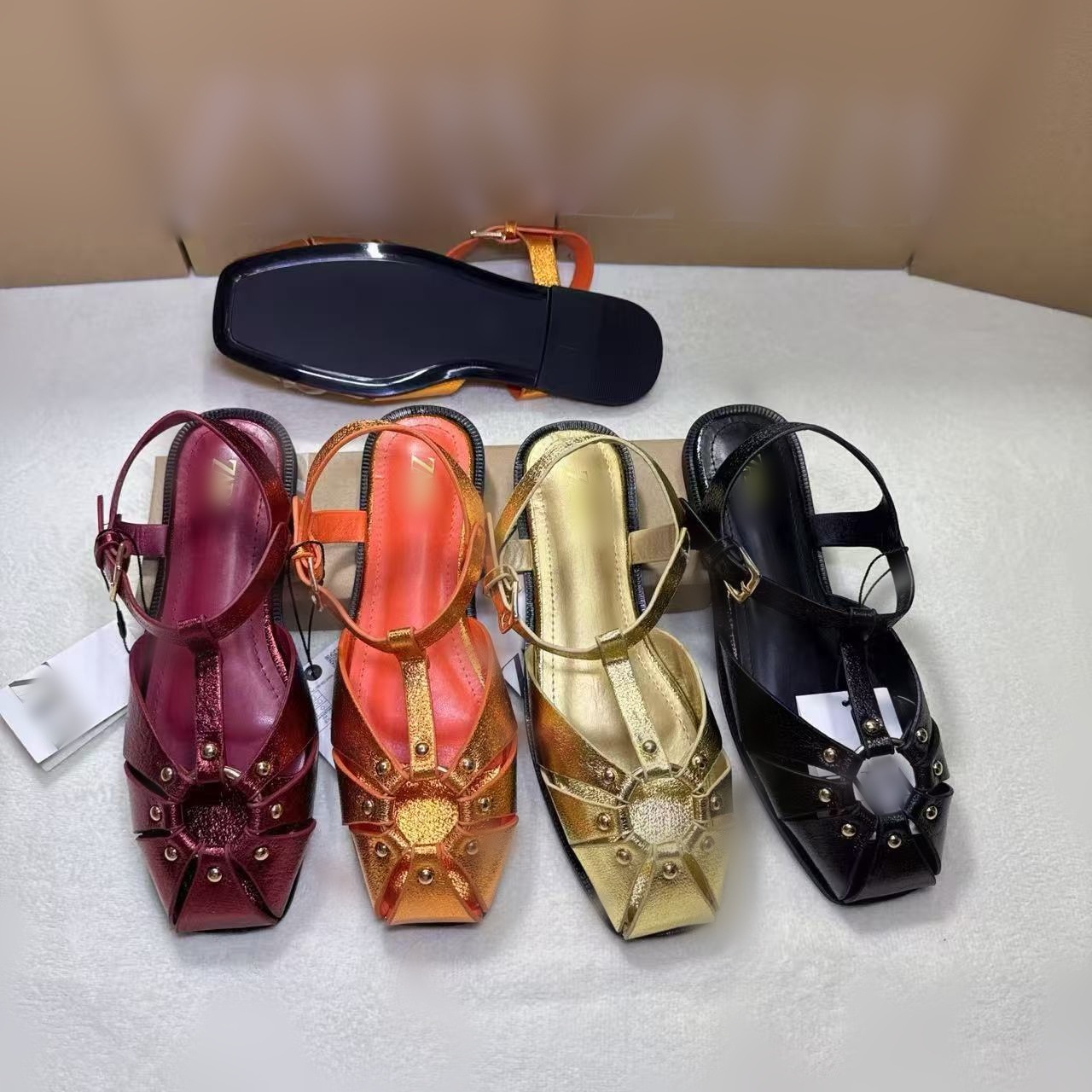 Shoes Women's Shoes Style Solid Color Simple Fashionable Outerwear Sandals Slippers Hardware Buckle For Formal & Casual_vogvips.com