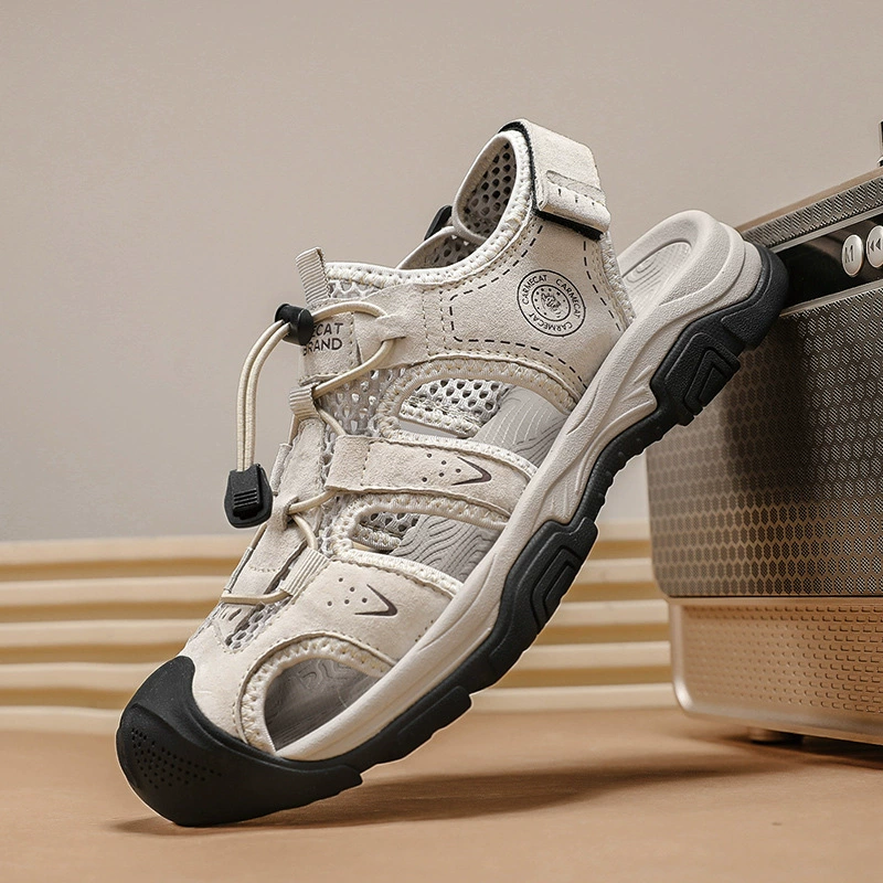 Мужские сандалии 2025 Лето Новые мужские кожаные дышащие пляжные туфли Baotou с мягкой подошвой для улицы и повседневной носки